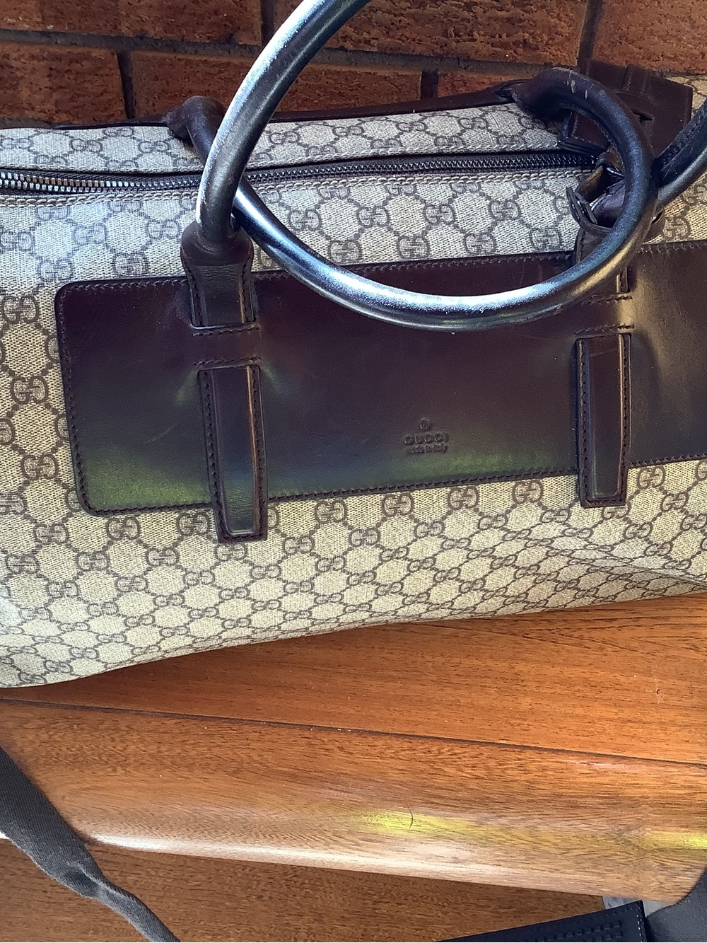 AUTHENTIC GUCCI WEEKENDER DUFFLE BAG